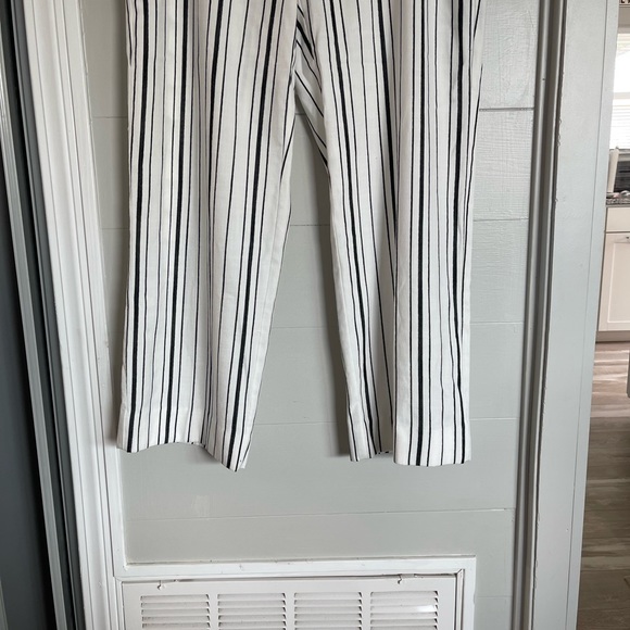 Chico’s | Striped Wide-Leg Pants Size 2R (US 12R) - Picture 4 of 15